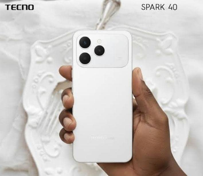 Tecno Spark 40 1