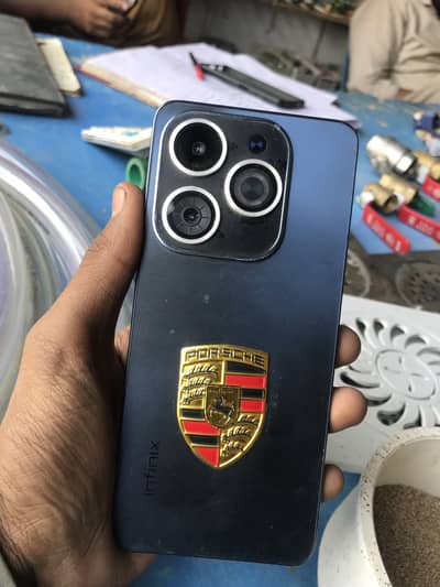 Infinix Hot 40i