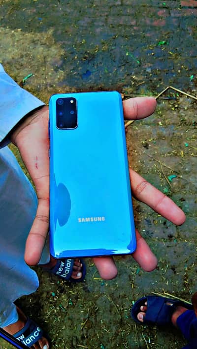 Samsung Mobile S20 Plus