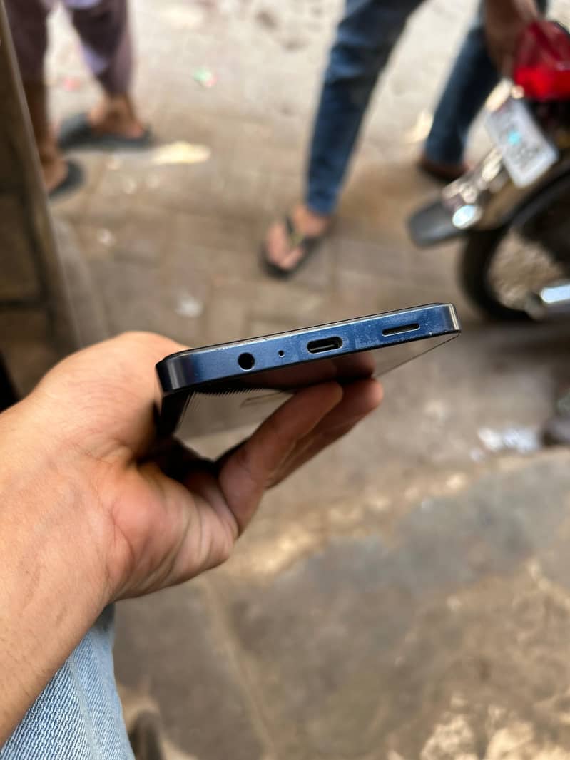Samsung Mobile A06 3