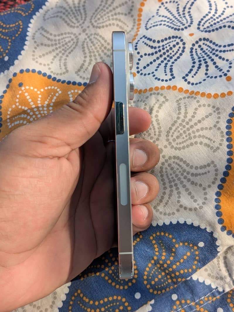 Apple iPhone 14 Pro 5