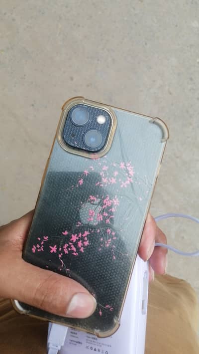 Apple iPhone 13