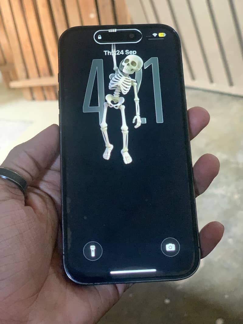 Apple iPhone 14 Pro 1