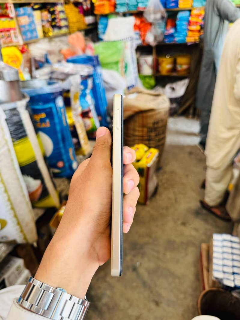 Tecno Spark 20C 3