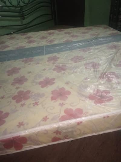 King Size Iron Bed for Sale