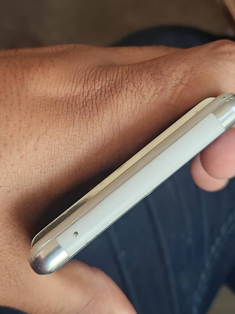 Google Pixel 6 Pro 4
