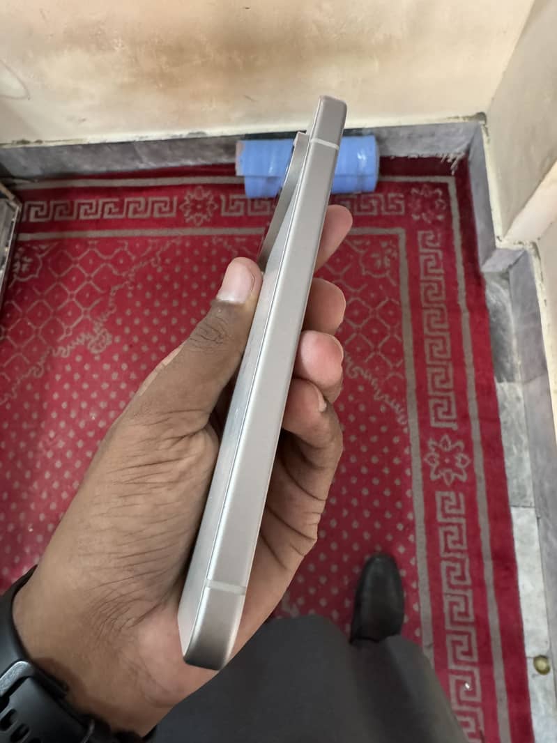 Google Pixel 9 2