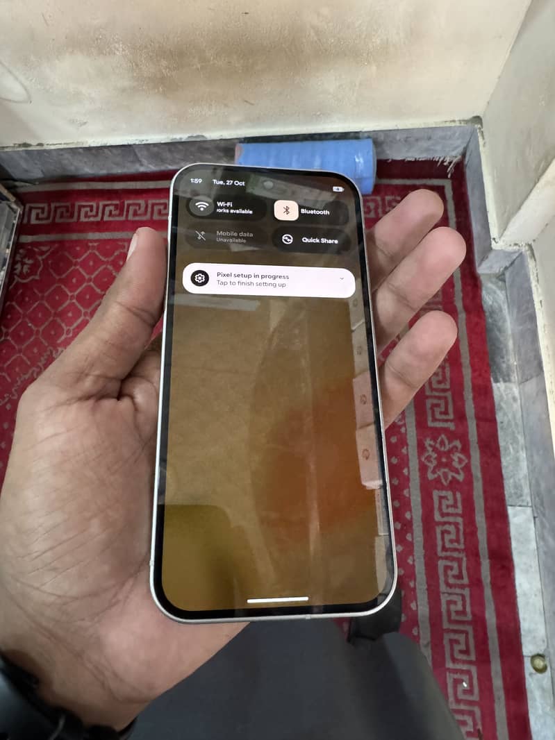 Google Pixel 9 5