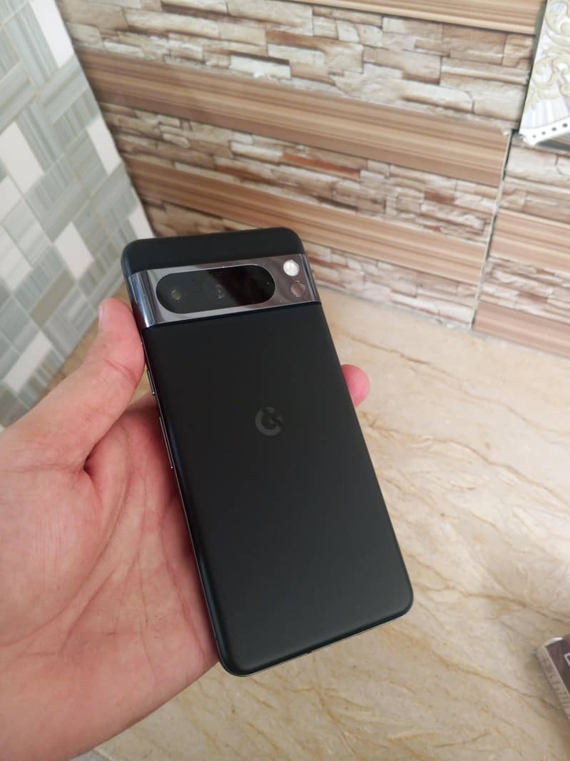 Google Pixel 8 Pro 6