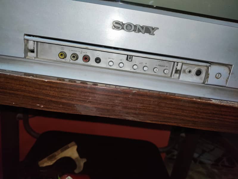 tv properly functional 2