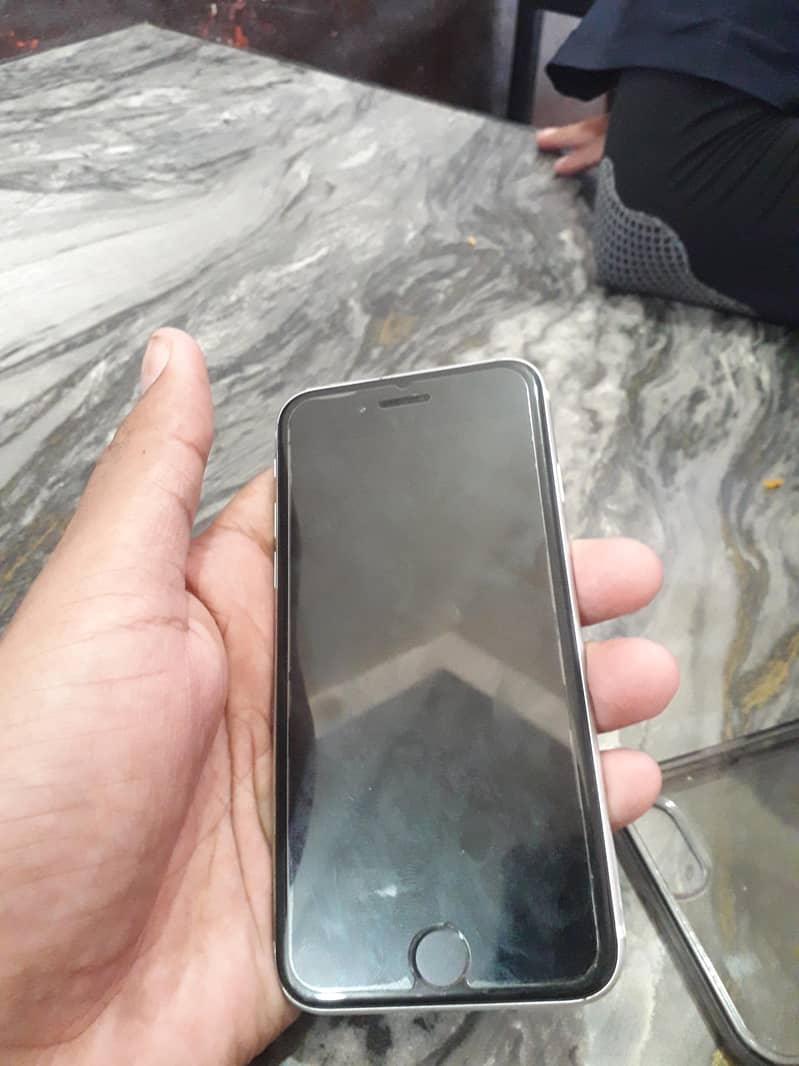 Apple iPhone SE 2