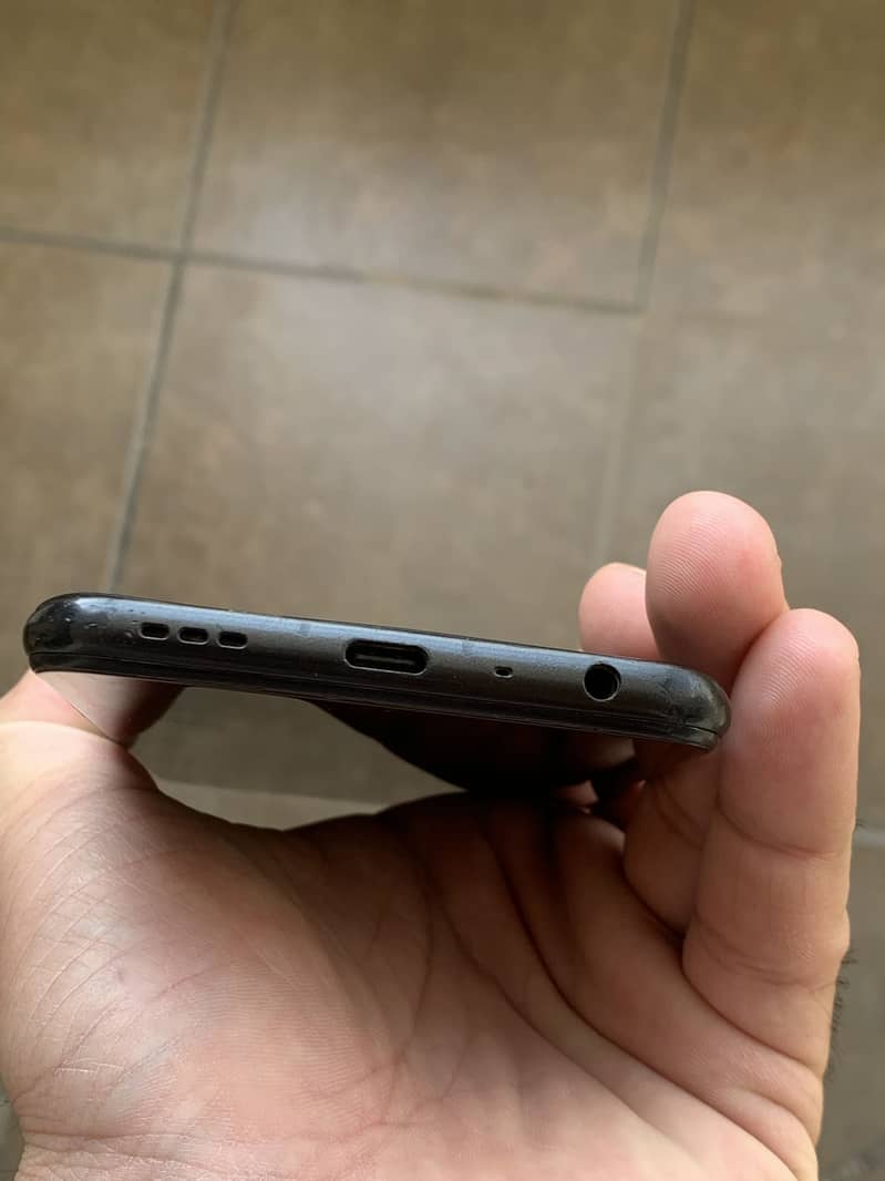 OPPO A76 3