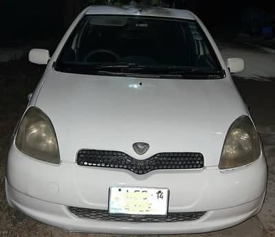 Toyota Vitz 2001