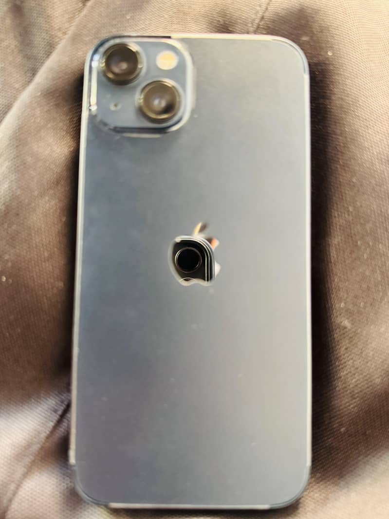 Apple iPhone 13 0