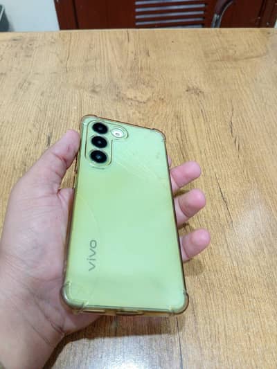 Vivo Y100