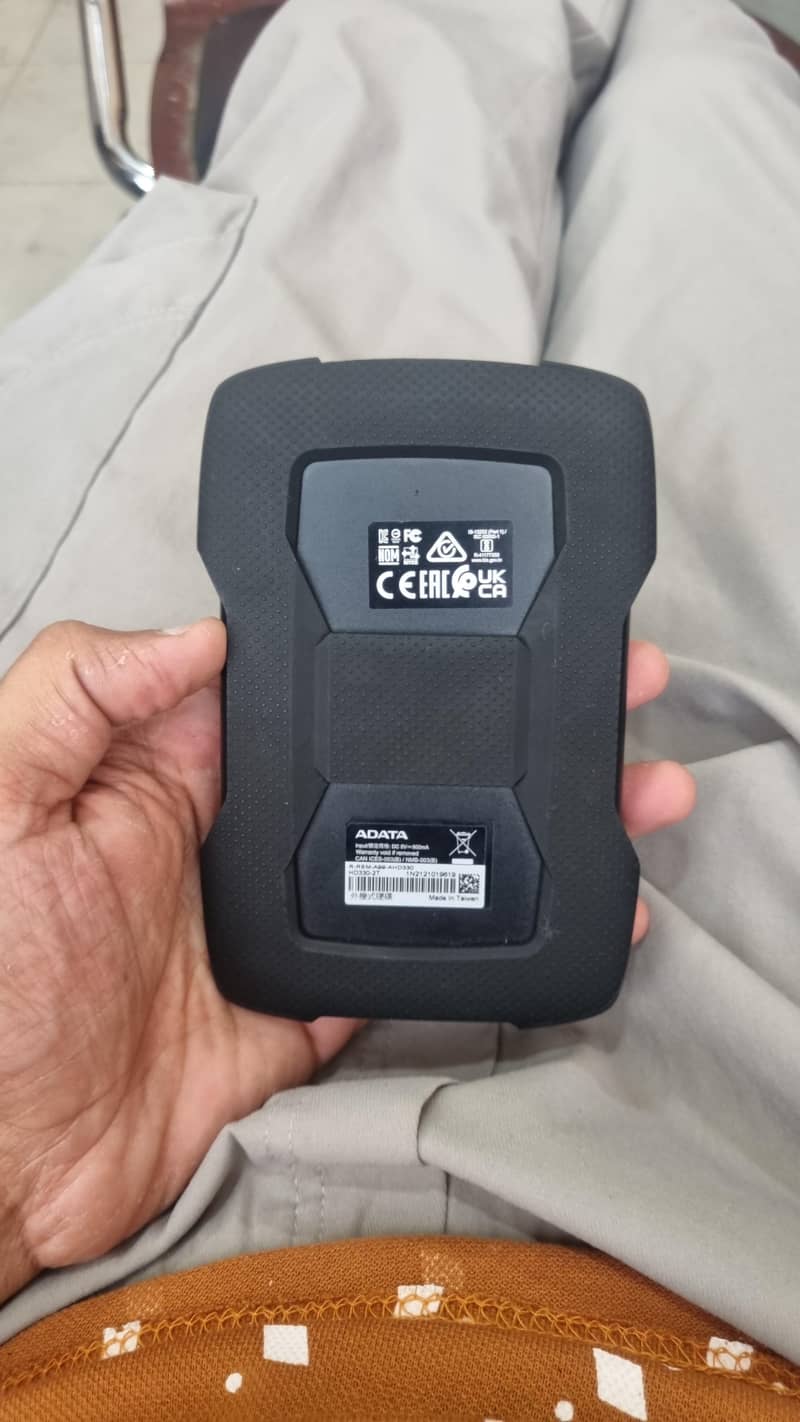 ADATA HD330 1