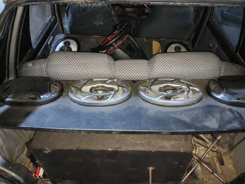 speakers 1