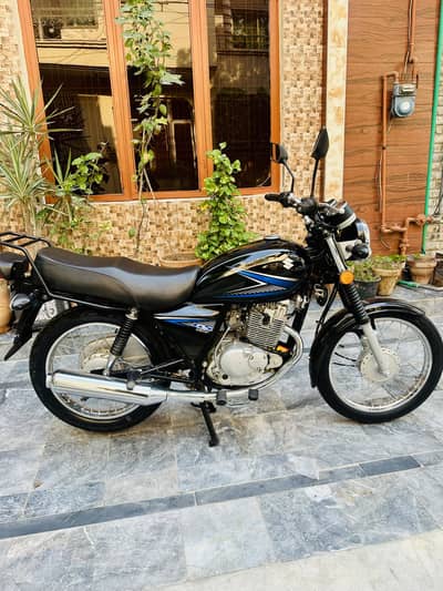 Suzuki GS 150 | Model 2024 | 4,000 KM Use | Only Call Urgent Sale GS