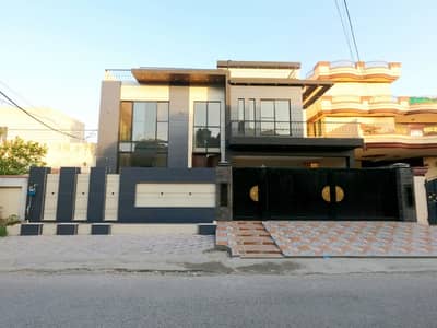 1 Kanal House Is Available For Sale In Marghzar Officers Colony Lahore