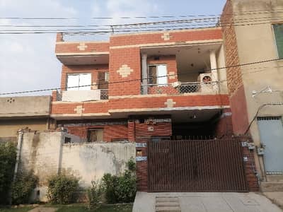 Prime Location 10 Marla House In Marghzar Officers Colony - Block C For Sale