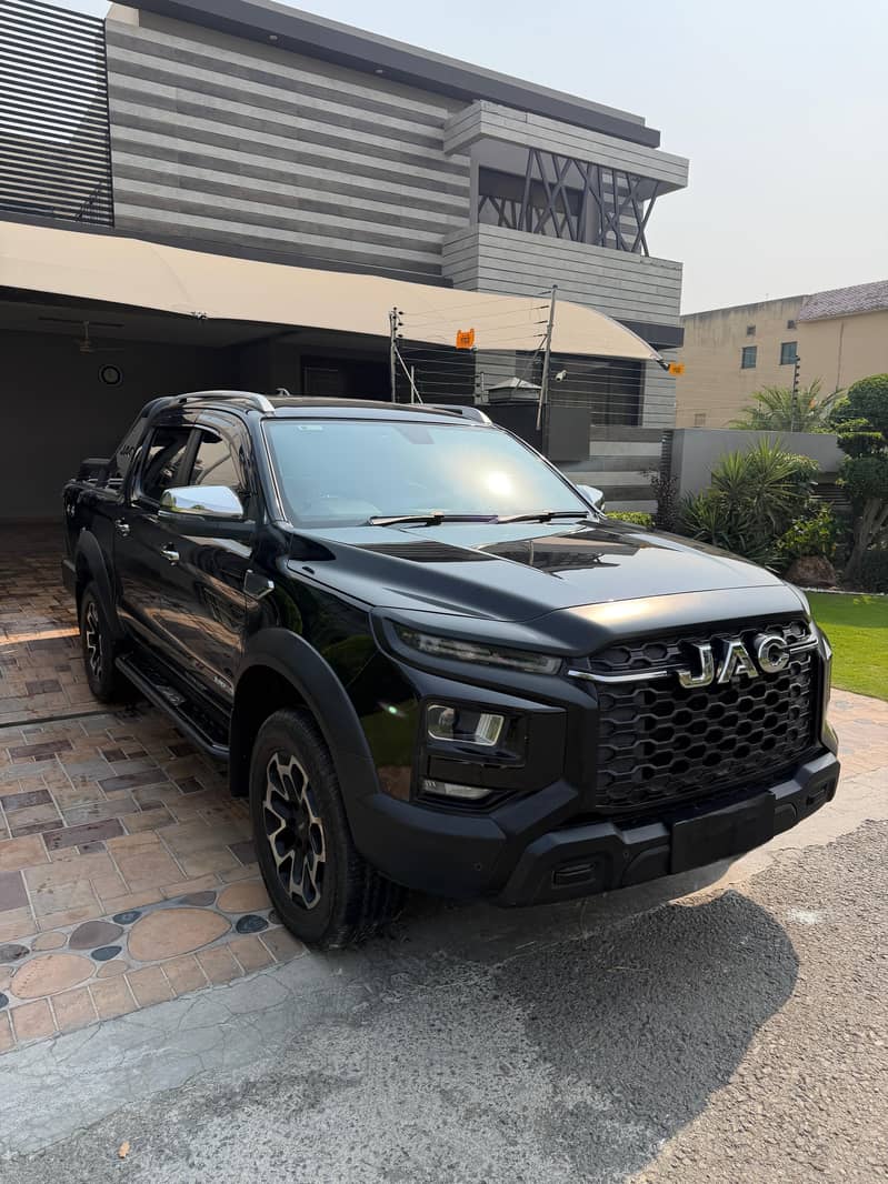 JAC T9 Hunter 1