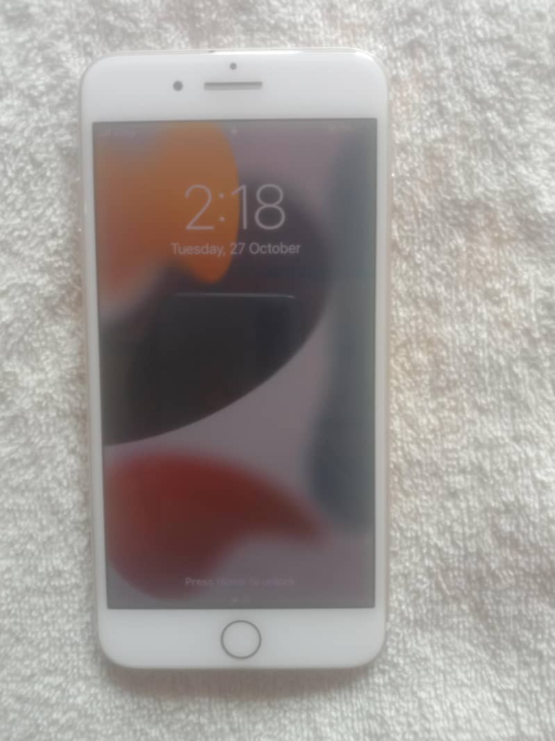 Apple iPhone 7 Plus 1