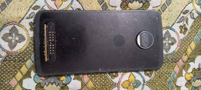 Motorola Moto Z2 Force