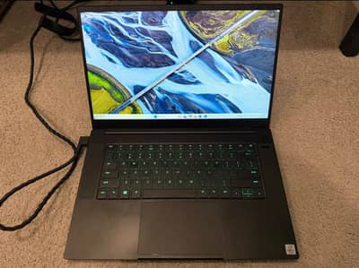 Razer Blade 15 Base 2021 (RTX 3060)