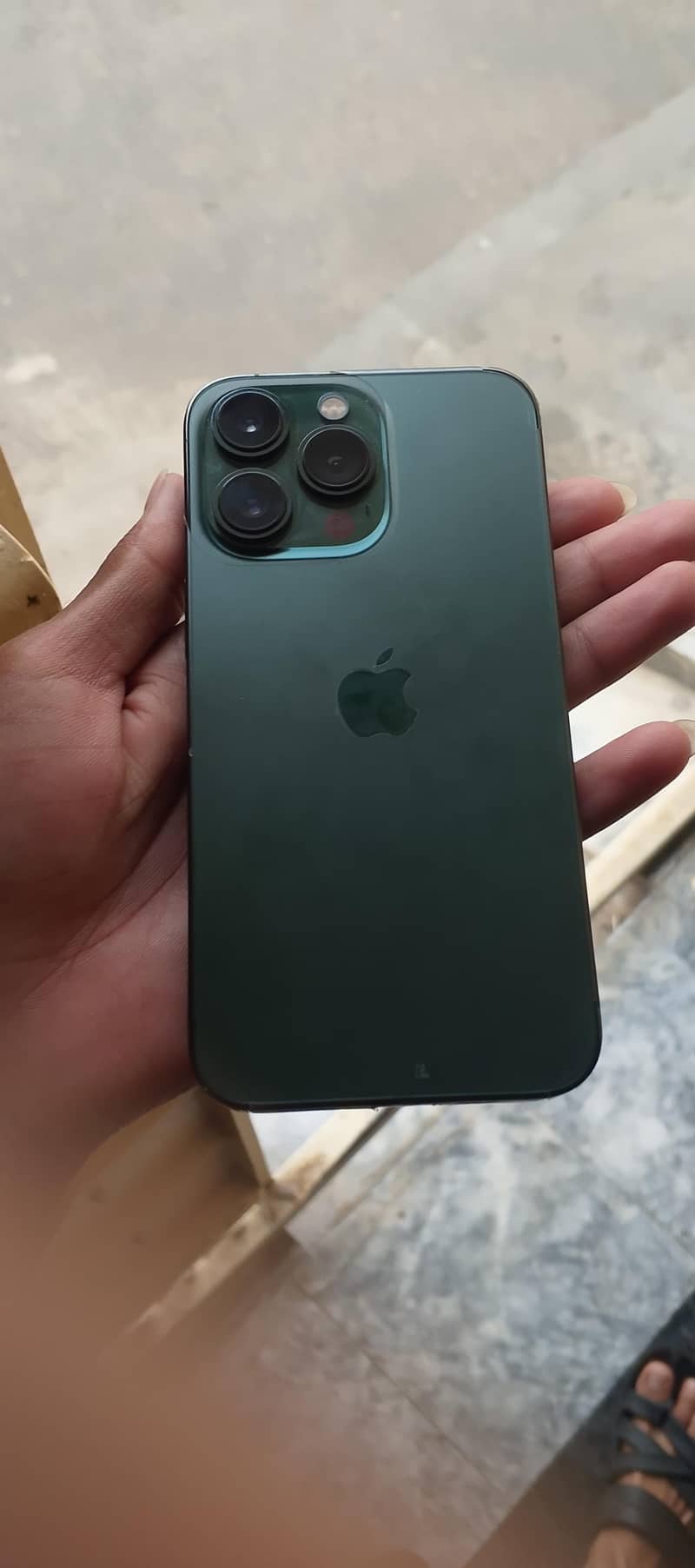 Apple iPhone 13 Pro 0
