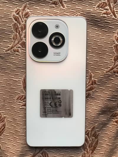 Infinix Smart 8 Pro