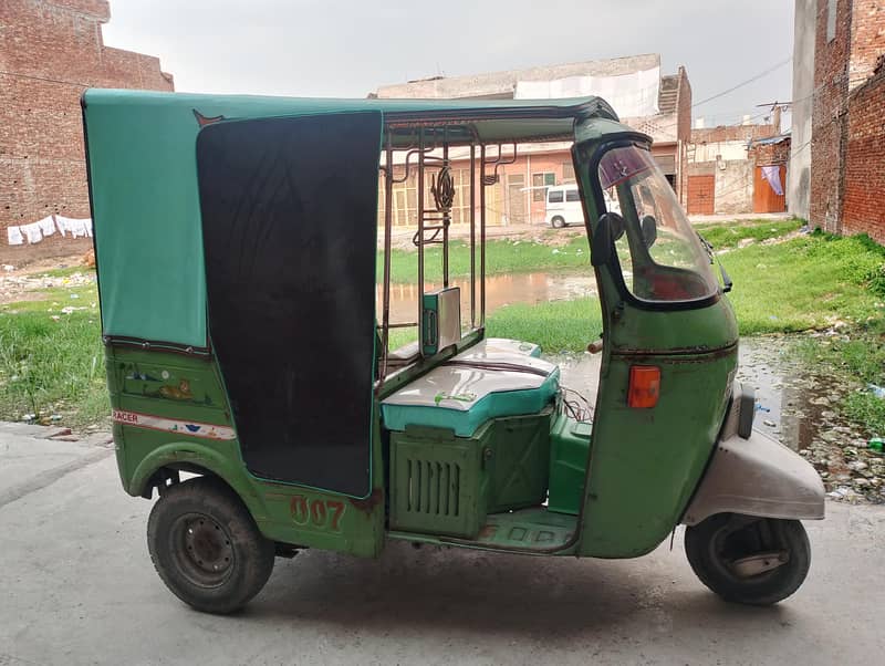 Auto rickshaw 3