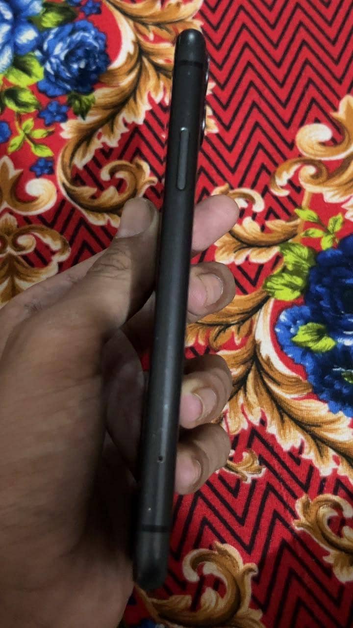 Apple iPhone 11 bypass 13