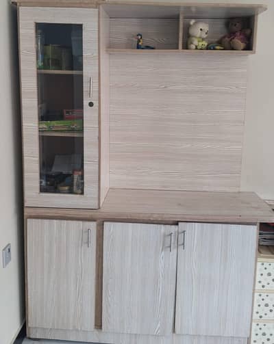 Shelf / divider
