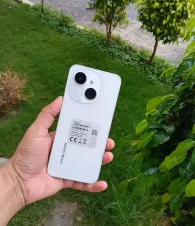 Tecno Spark Go 1