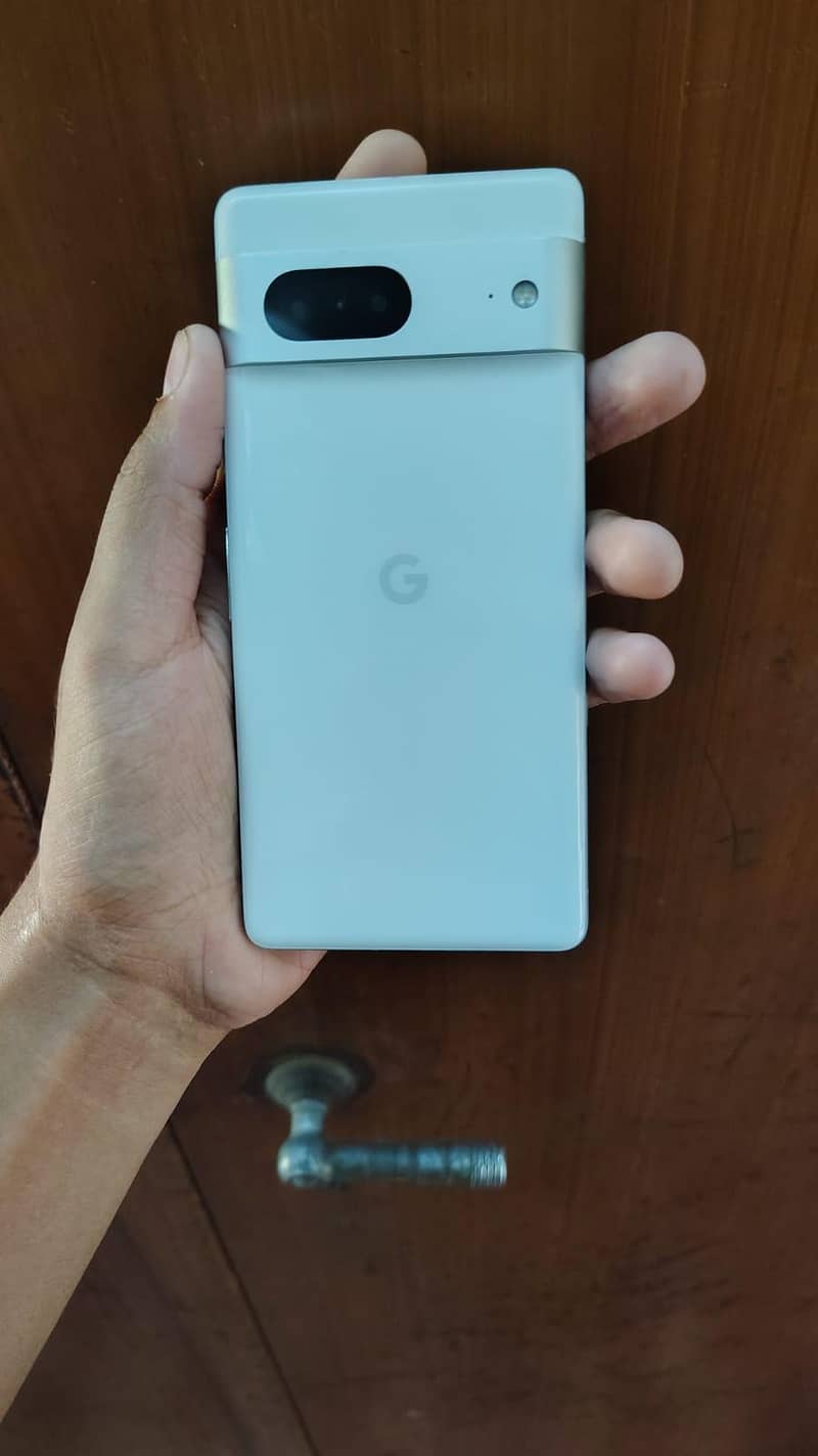 Google Pixel 7 5