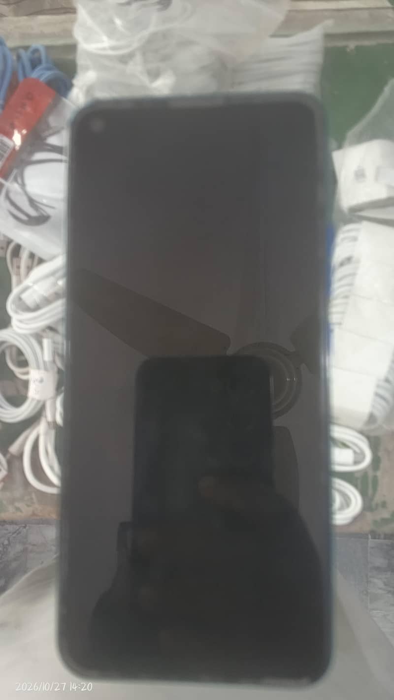 techno spark 5 pro 4/64 1