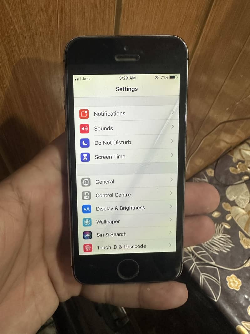 Apple iPhone 5s 6
