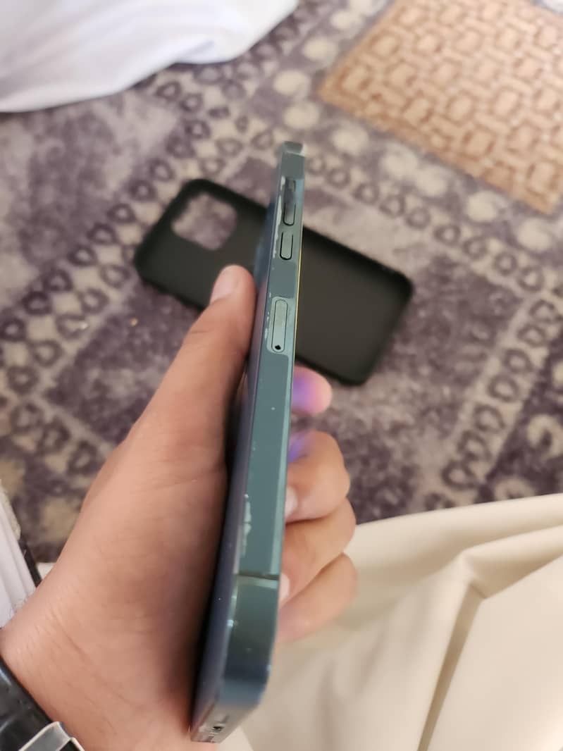 Apple iPhone 12 Pro Max 6
