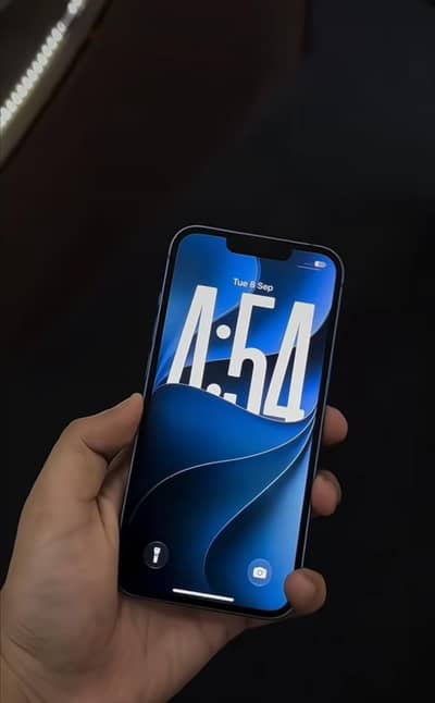 Apple iPhone 13