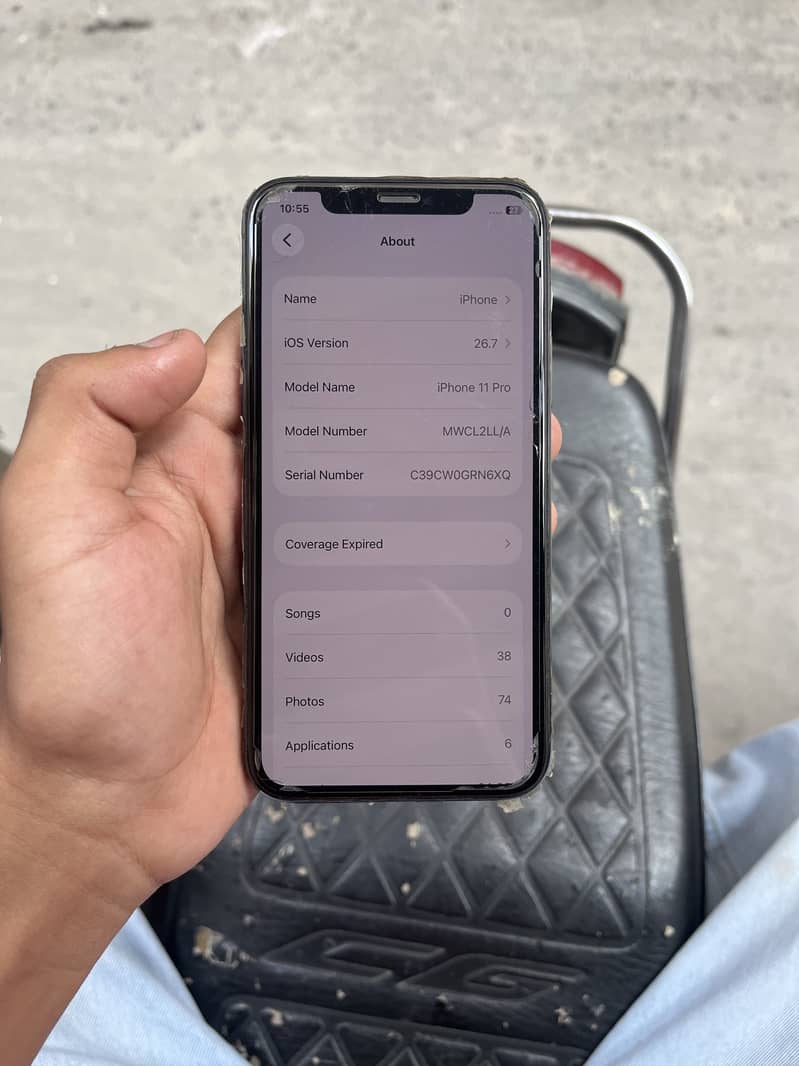 Apple iPhone 11 7