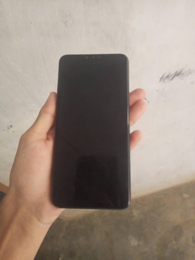 LG V40 ThinQ 0
