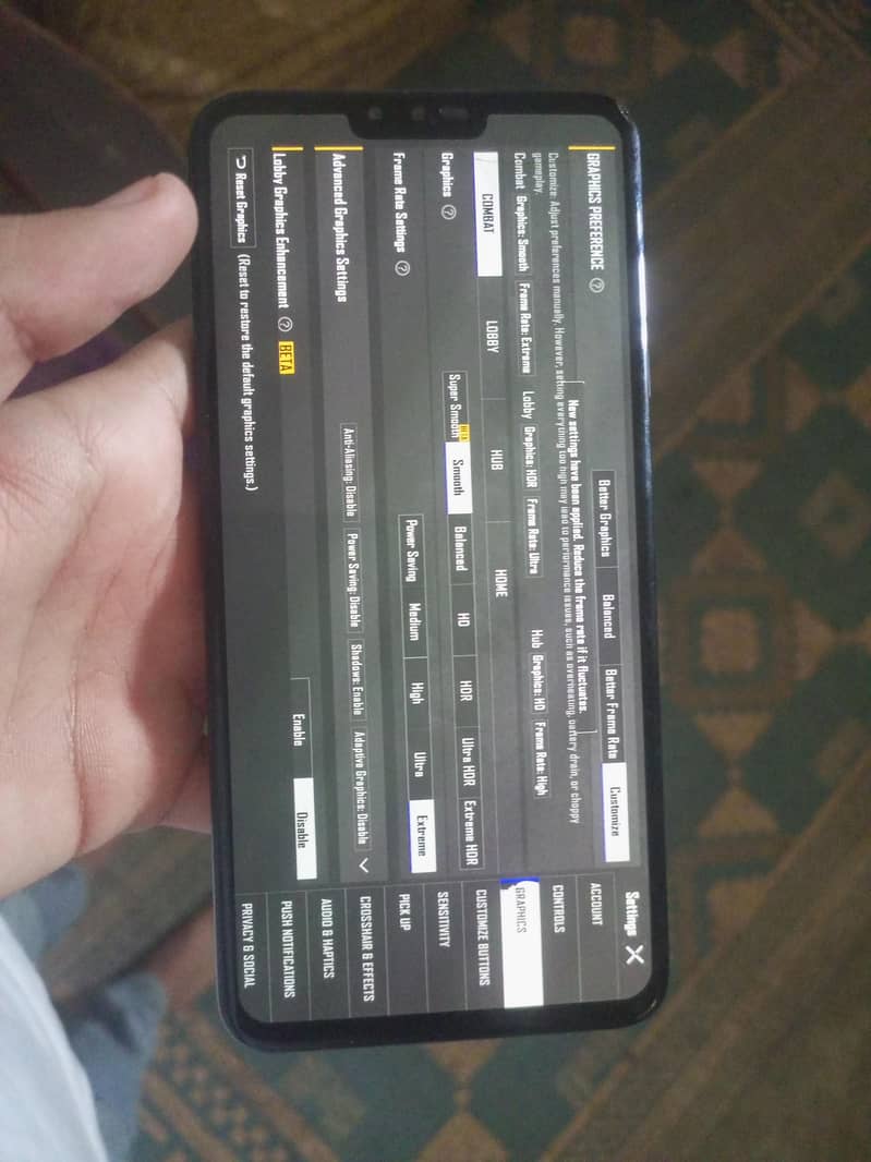 LG V40 ThinQ 3