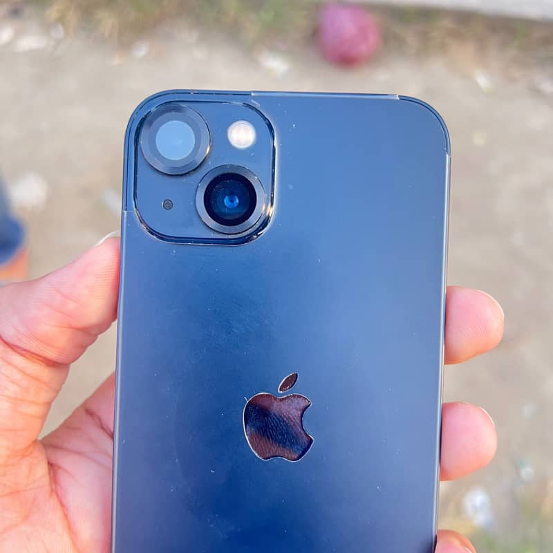 Apple iPhone 13 3
