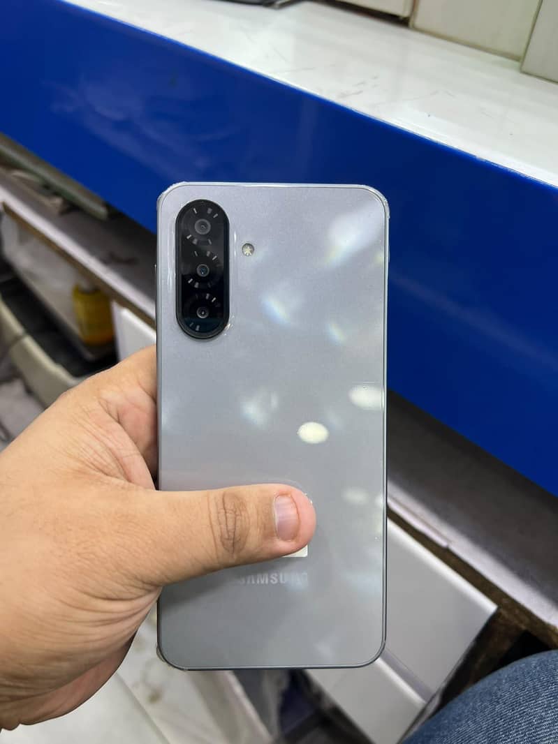 Samsung Mobile A17 0