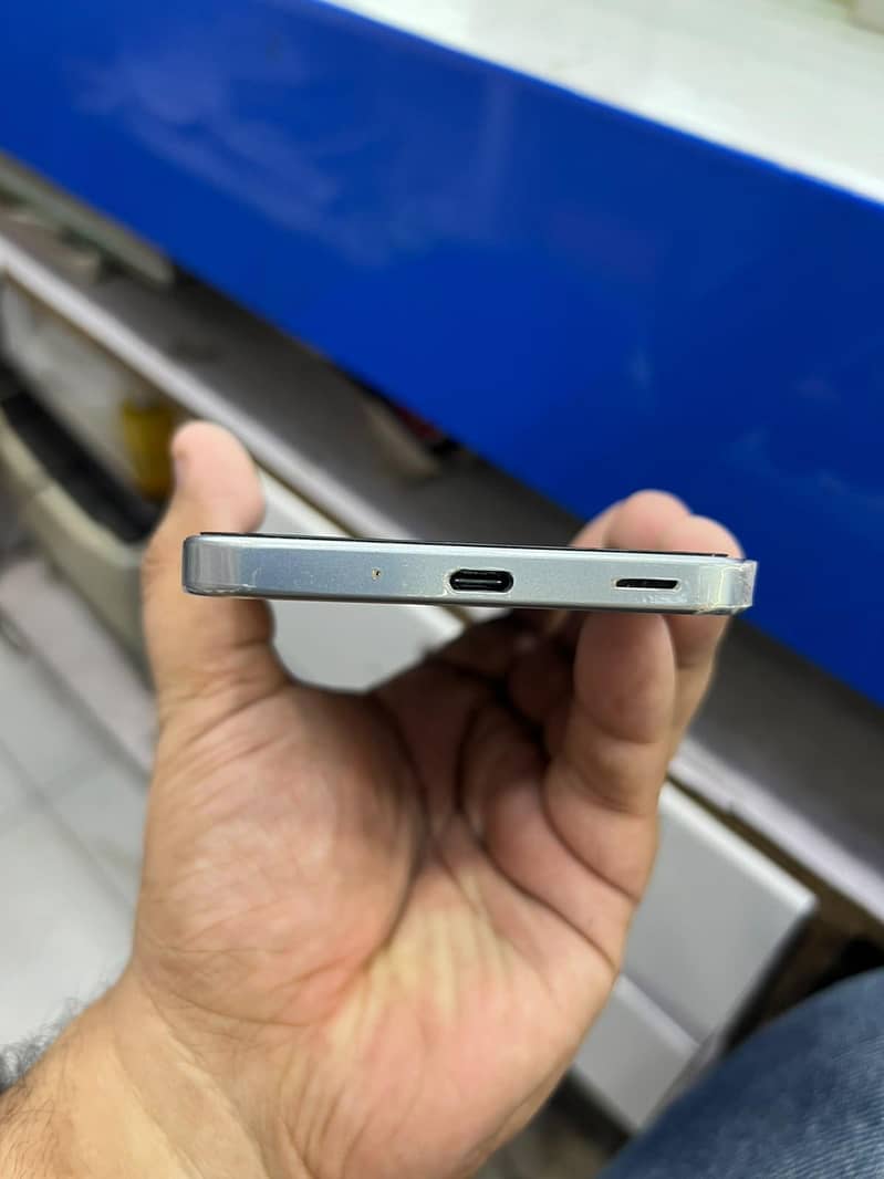 Samsung Mobile A17 2