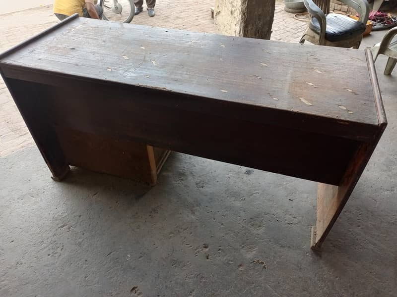 Computer Table 2