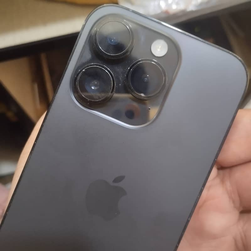 Apple iPhone 14 Pro 4