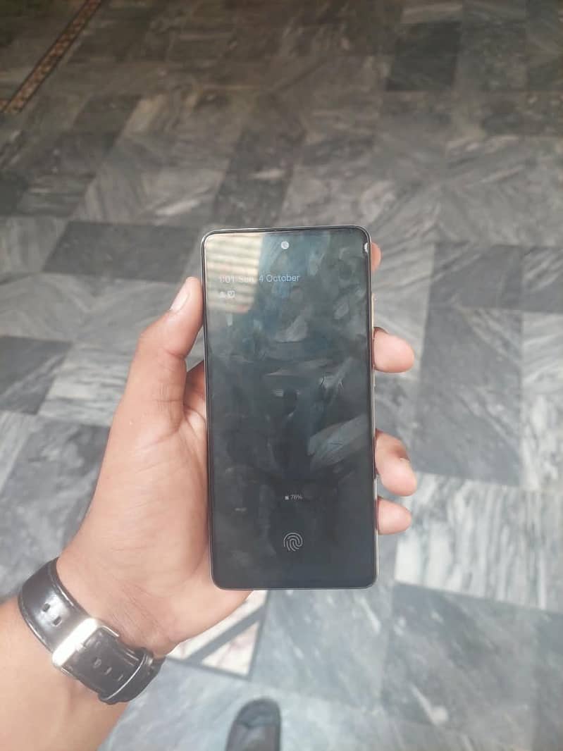 Samsung Mobile A52 8