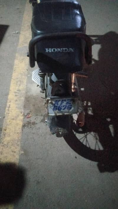 2012 ka model h ok h chal e me