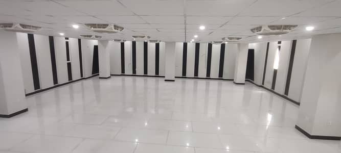 Brand New Corporate Plaza for Rent in G-10 Islamabad Prime Location in G-10 Islamabad Total Covered Area: 4,250 Sq. Ft